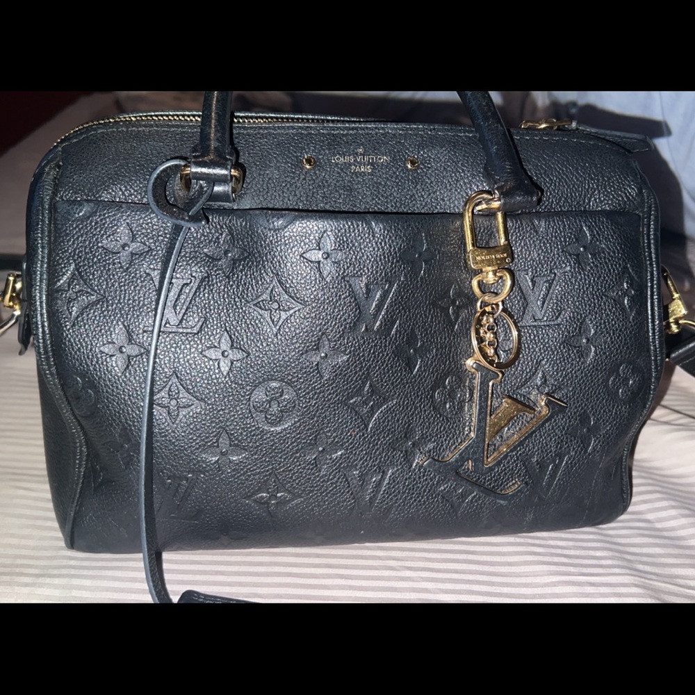 Louis Vuitton Monogram Empreinte
Speedy Bandoulière 25